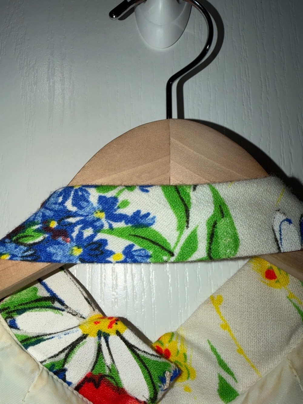 Vintage Emma Domb Maxi Dress - 1960s Rainbow Bright Daisy Floral Border- Small - Picture 8 of 9